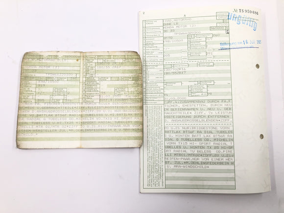 Honda CBR 900 RR Fireblade SC33 [2000] - Ramme hovedramme med papirer