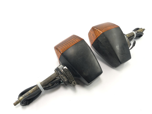 川崎GPZ 1100 ZXT10E [1997]  - 左前のターンキーターンキーパーターンシグナルライトフラッシングライトランプ