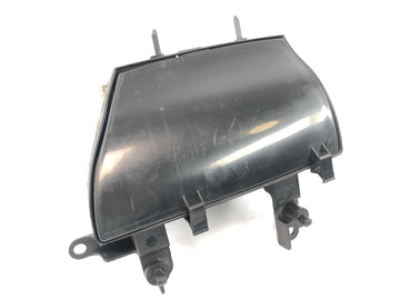 Suzuki Intruder VL 1500 AL [2000] - Werkzeugfach Staufach