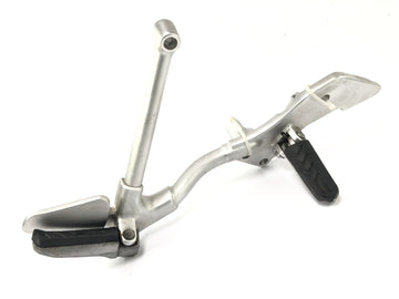 Moto Guzzi Stelvio 1200 4V [2009] - Systém Footrest vpravo s nohou