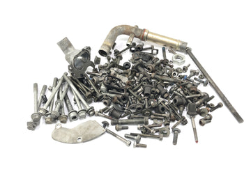 Yamaha YZF R1 RN09 [2003] - Ruuvit jäännösosat ovat nippu - 0