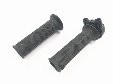 Aprilia RSV 1000 R [2004] - Lenkergriff Gasgriff Griffgummi Handgriff rechts und links - 0