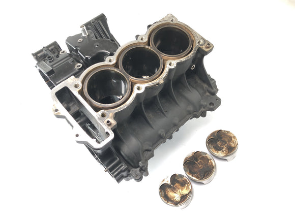 Triumph Speed Triple 1050 515NJ [2007] - Tomt motorblokhus med stempelsæt