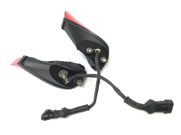 Benelli TNT 1130 [2009] - Piloto trasero piloto trasero izquierdo y derecho