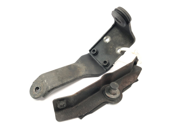 Suzuki GSX-R 1100 W GU75 C [1994] - Крепления радиатора