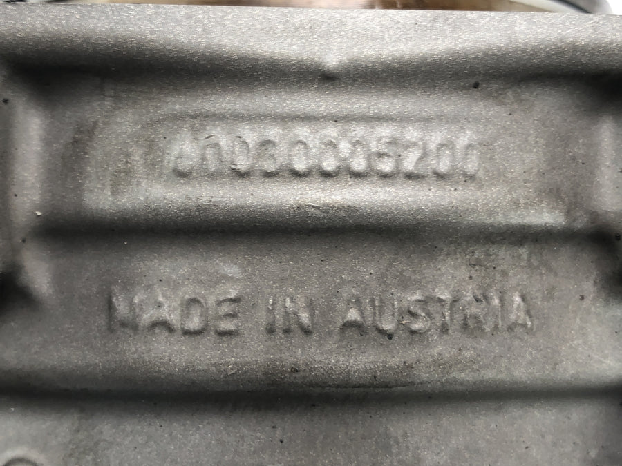 KTM 950 SM LC8 [2008] - Cilindro con pistones en el frente