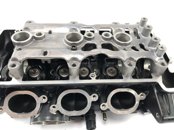 Triumph Street Triple R 675 D67LD [2010] - головка цилиндра