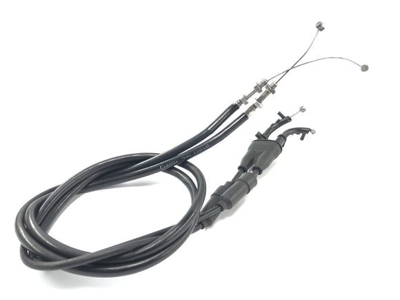 SWM SM 125 R [2018] - Kaasujunan avaaja ja lähempänä Bowden -junaa