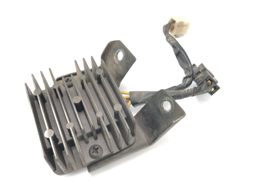 Suzuki DR 350 SK42B [1991] - Regulator napięcia sterownik kontroli ładunku ładowania