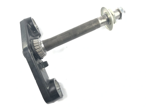 Triumph Daytona 900 T300D [1996] - lower fork bridge, control head clamp