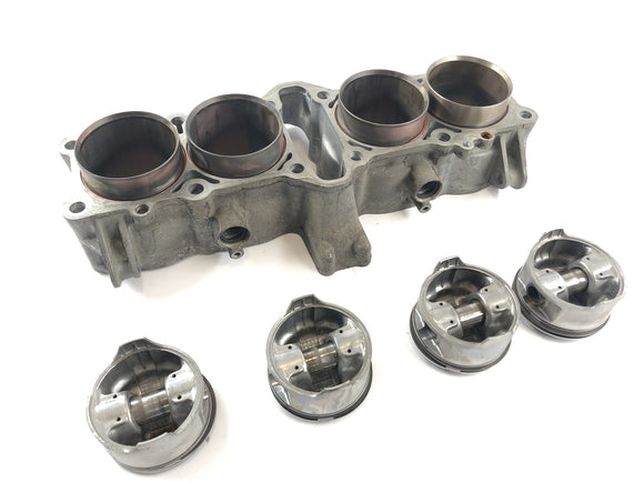 Honda CBR 1000 F SC24 [1991] - Zylinder mit Kolben