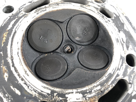 Yamaha v Max 1200 2We [1996]  - 后部的圆柱体头