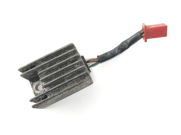 Honda GL 1500 Goldwing SC22 [1987] - Spannungsregler Gleichrichter Regler