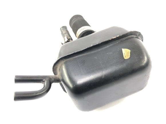 Moto Guzzi V 1000 VG [1980] - Moottorin ilmanvaihtoöljyn erotin