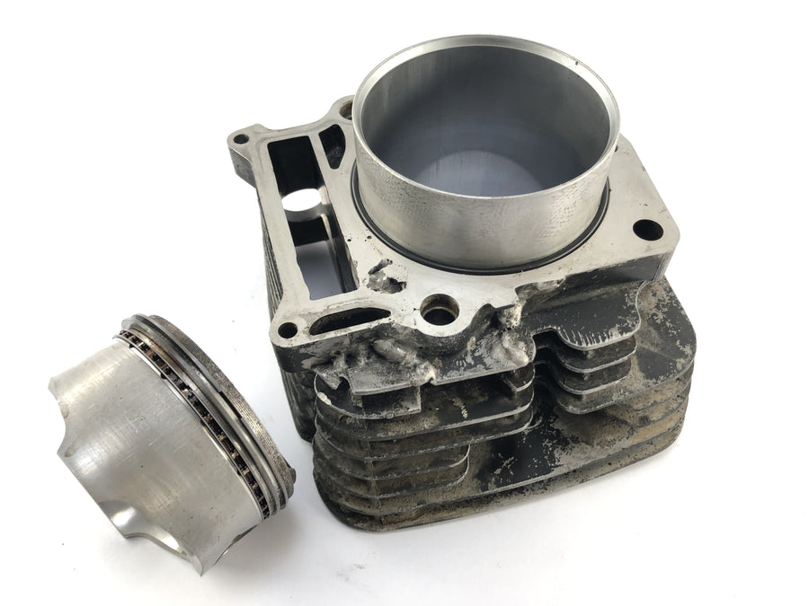 Yamaha TT 600 59x [1986] - Il cilindro con cilindro a pistone è saldato