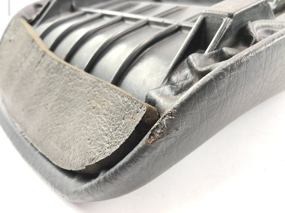 Kawasaki GPZ 1100 ZXT10E [1997] - Sete sete polstret rytter førerbenk