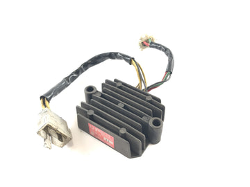 Honda CB 900 F SC01 [1981]  - コントローラー