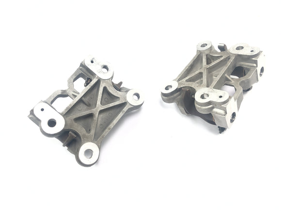 Moto Guzzi California 1100 EV KD [1998] - keinuvarren kiinnikkeet keinuvarren siltaventtiilin juna vasen ja oikea