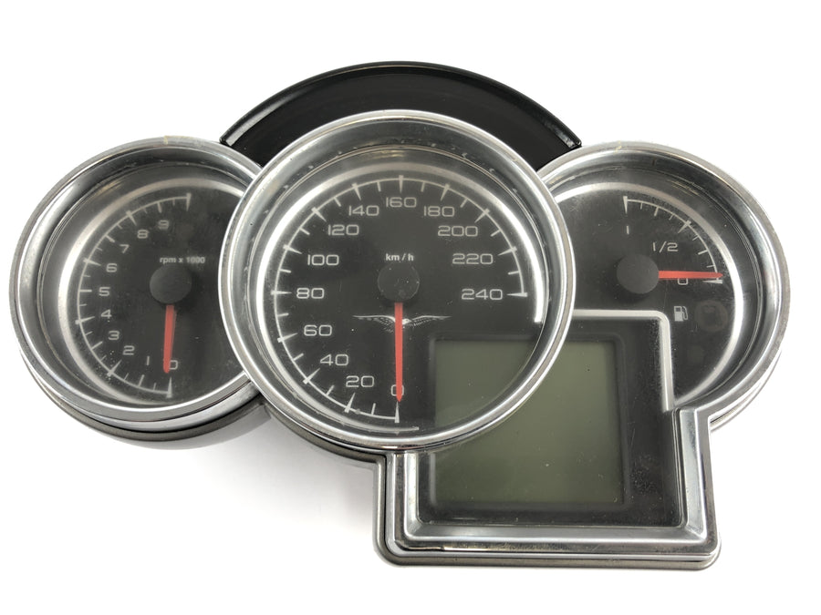 Moto Guzzi Norge 1200 [2006] - Tacho Cockpit Zündschloss Tankschloss Gabelbrücke oben CDI