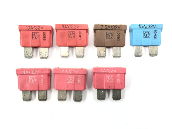 BMW R 1150 R R21 [2003]  - 继电器保险丝被固化