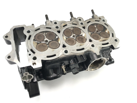 Triumph Street Triple R 675 D67LD [2010] - головка цилиндра