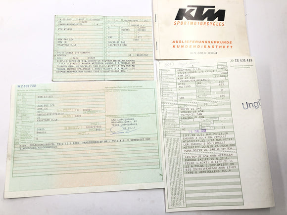 KTM 640 Adventure LC4 [2001] - telaio con documenti