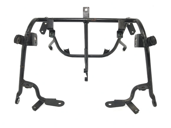 Triumph Daytona 900 T300 [1993] - Suporte de desolação de revestimento da frente na frente