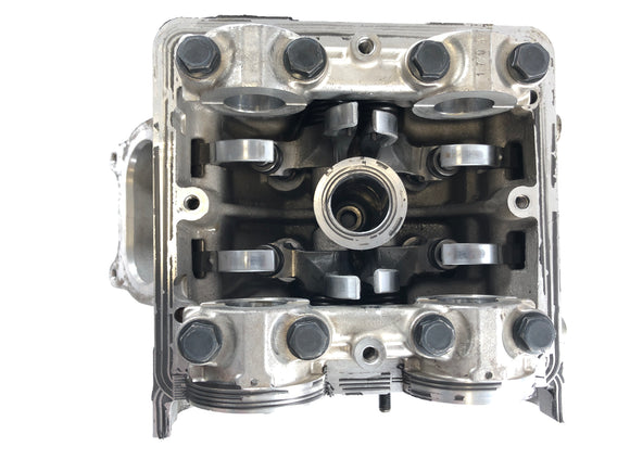 Ducati 1098 S H7 [2009] - головка цилиндра спереди