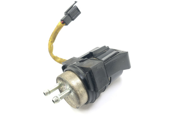 Kawasaki VN -15 VNT50A [1989] - Bensiinipumpun polttoainepumppu