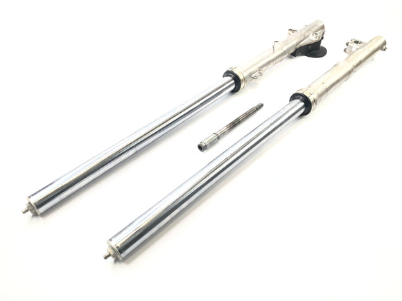Honda XL 600 R PD03 [1986] - Fork legs telescopic fork with thru axle