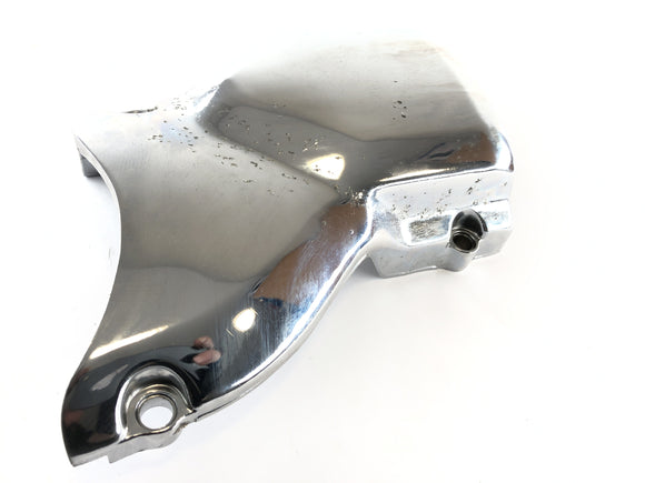 Suzuki vs 1400 VX51L [1987] - Kryba pokrytí motoru s řetězovým koláčem