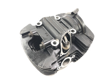 Yamaha XVS 650 Drag Star VM03 [2001] - Sylinterin pää takana - 0