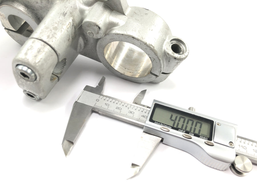 Sachs ZX 125 [1998] – Viršutinės šakės tiltelio vairo tvirtinimo šakės gnybtas šakės spaustukas 40 mm