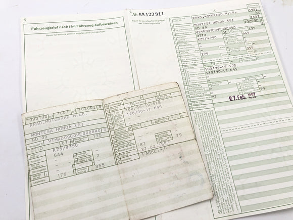 Honda SLR 650 RD09 [1997] - Marco con papeles