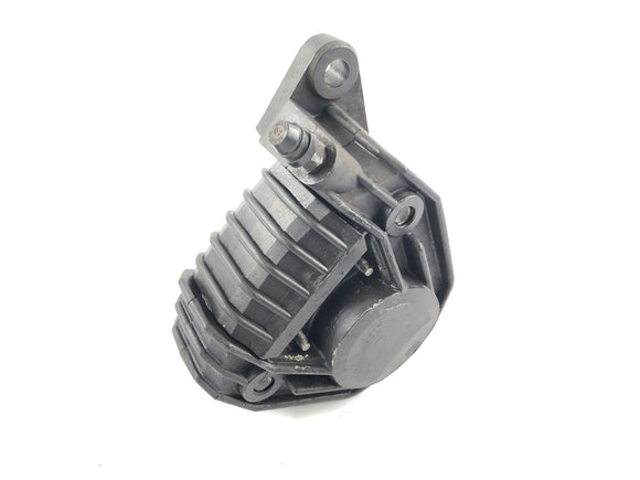 Moto Guzzi California 1100i [1995] - тормозный суппорт спереди левой