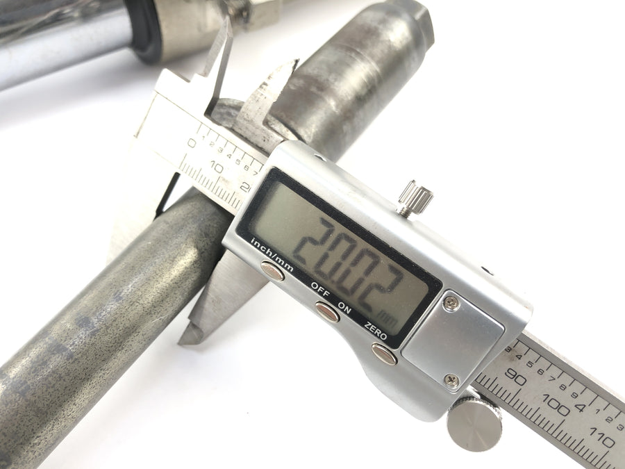 Suzuki GSX R 1100 GV73B [1990] - gaffel telegabel med axel