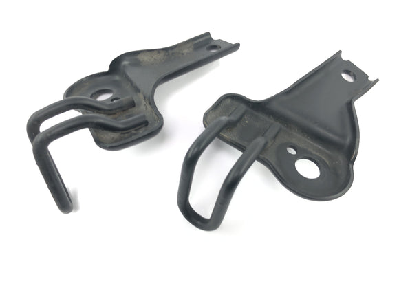 Triumph Daytona 900 T300D [1996] - Support de clignotant arrière, crochet à bagages