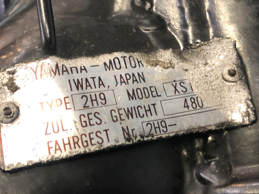 Yamaha XS 1100 2H9 [1978] - Ramka z papierami