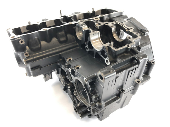 Suzuki GSX -R 1100 W GU75 C [1993] - Жилье