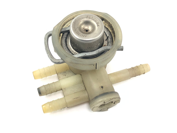 BMW C1 125 [2002] - Regulador de presión de combustible