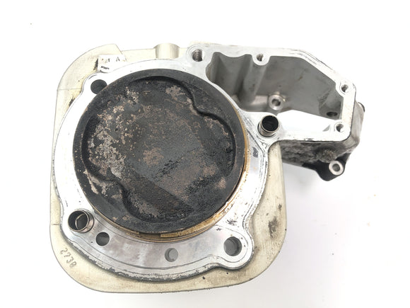 BMW R 1150 GS R21 [2002] - sylinteri männällä vasemmalla