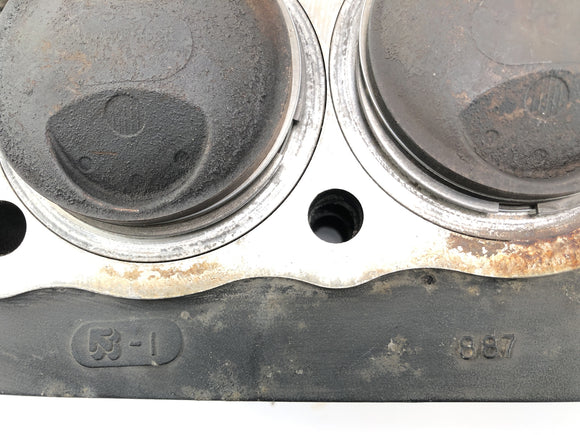 Kawasaki ZR7 ZR750F [1999] - Zylinder mit Kolben Kolbenblock