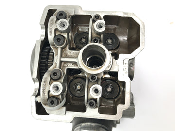 KTM 950 Adventure LC8 [2004] - cilindra galvas vārsta vadība aizmugurē - 0