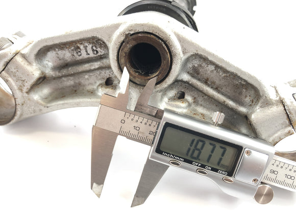 Kawasaki ZR7 ZR750F [1999] - Bridge fork sotto