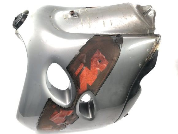 KTM 640 Adventure LC4 [2001] - Serbatoio del carburante con rubinetti del carburante danneggiati