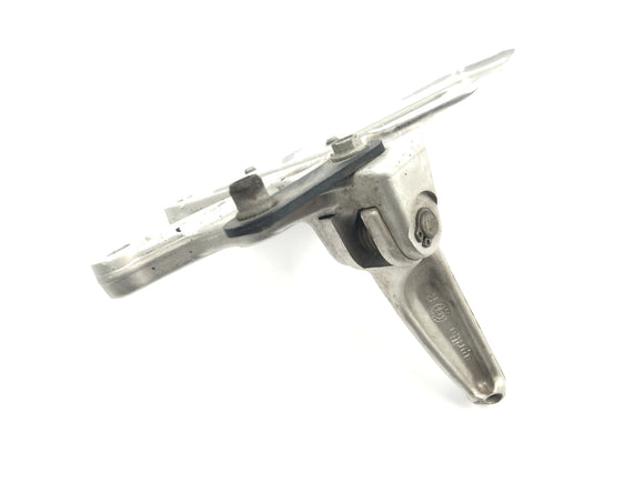 Aprilia RSV 1000 R [2004] - Fahrerfußraste rechts Fußraste mit Halter