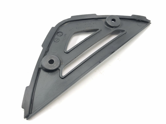 Triumph Daytona 955i T595N [2003] - Овертинка в облицовке передней ошибки