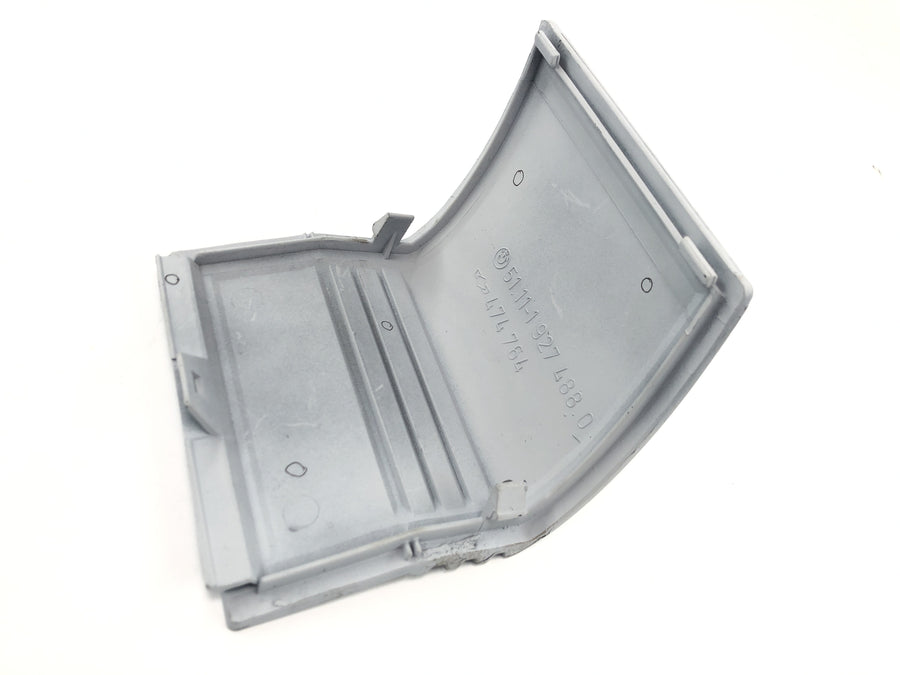 宝马 E28 - 装饰盖牵引眼前保险杠