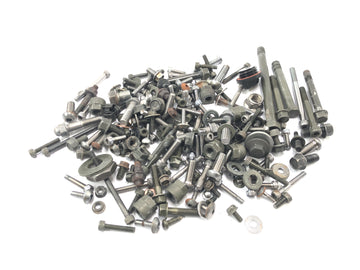 ヤマハXVS 650ドラッグスターVM03 [2001]  - 残留部品とネジはバンドルです