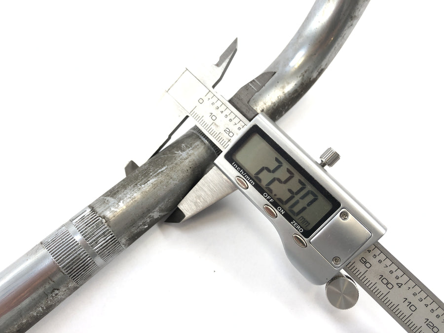 Moto Guzzi California II VT [1985]  - ハンドルバー